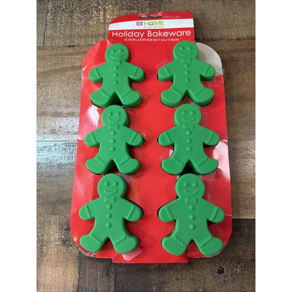 Green Silicone Gingerbread Man Baking Mold Cake Brownies Candy Holiday Bakeware
